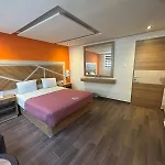 Hotel Moctezuma La Villa