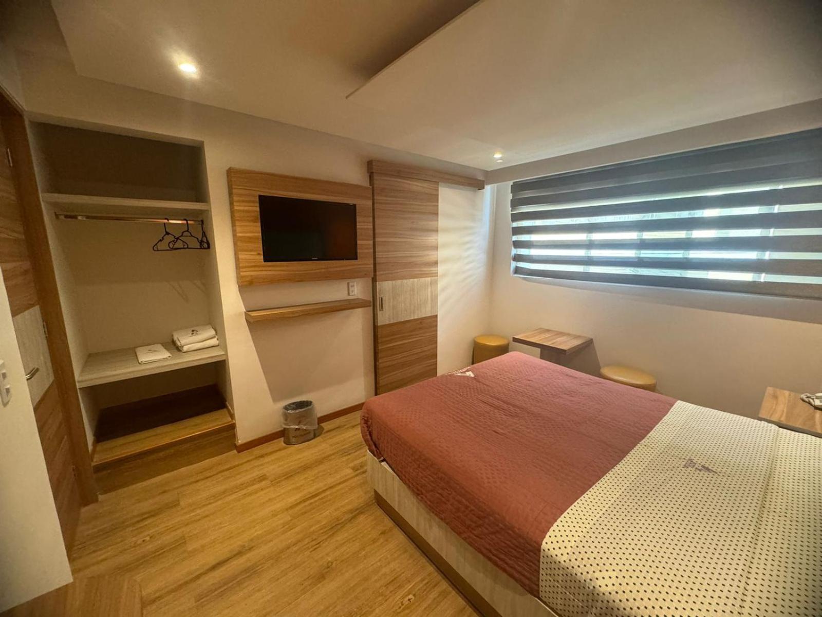 Moctezuma La Hotel