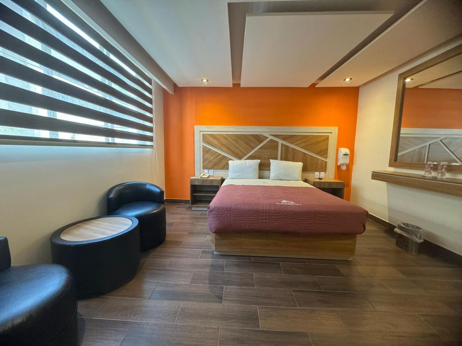 Hotel Moctezuma La